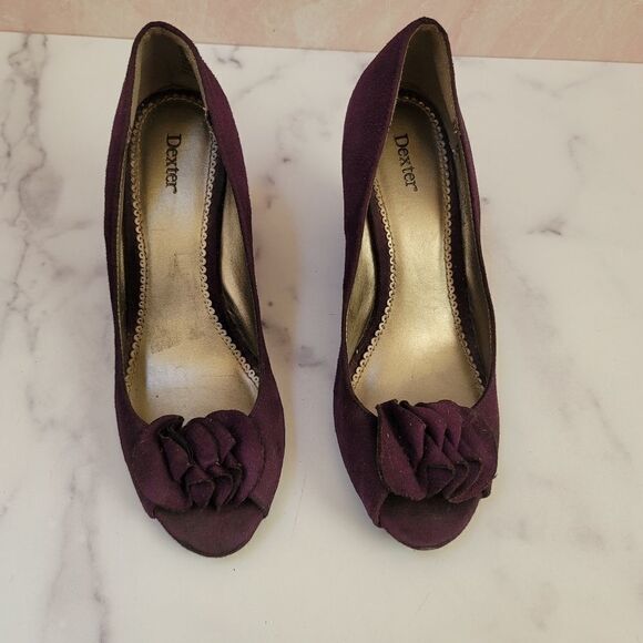 Deep purple plum slip on wedge heel ruffle fabric dressy size 8 Dexter peep toe - Picture 2 of 6